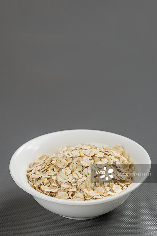 健康食品一碗燕麦片特写图片素材