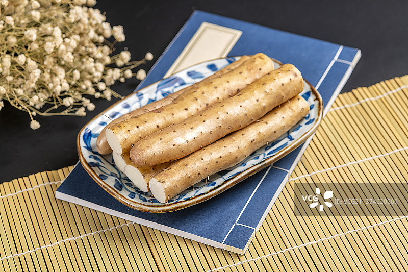 保健食疗蔬菜一盘山药特写图片素材