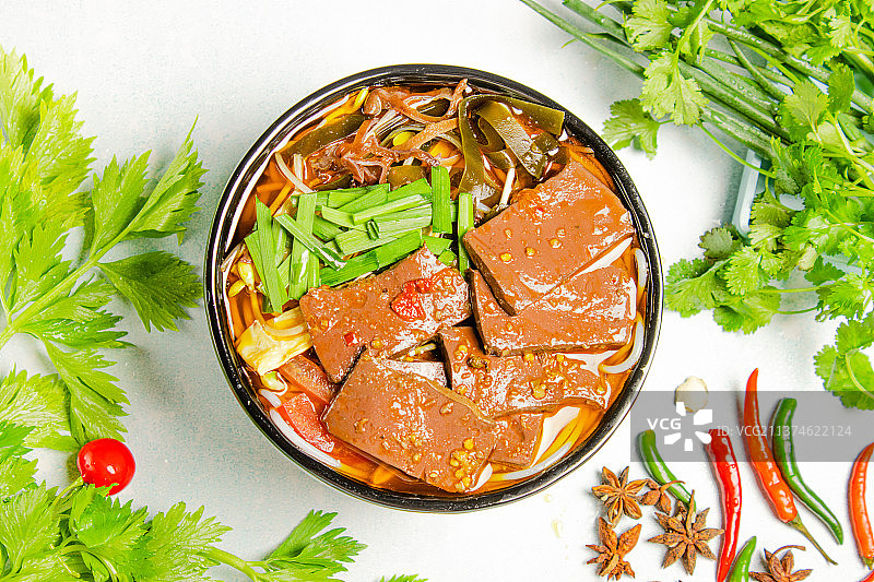 泡椒鸭血米线图片素材