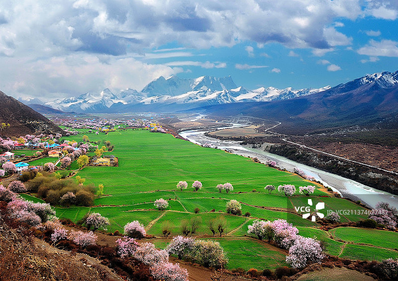 疫情前的春天图片素材