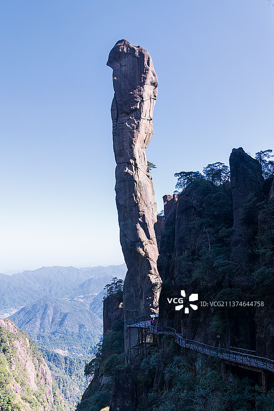 江西上饶三清山南清园景区风光之巨蟒出山图片素材