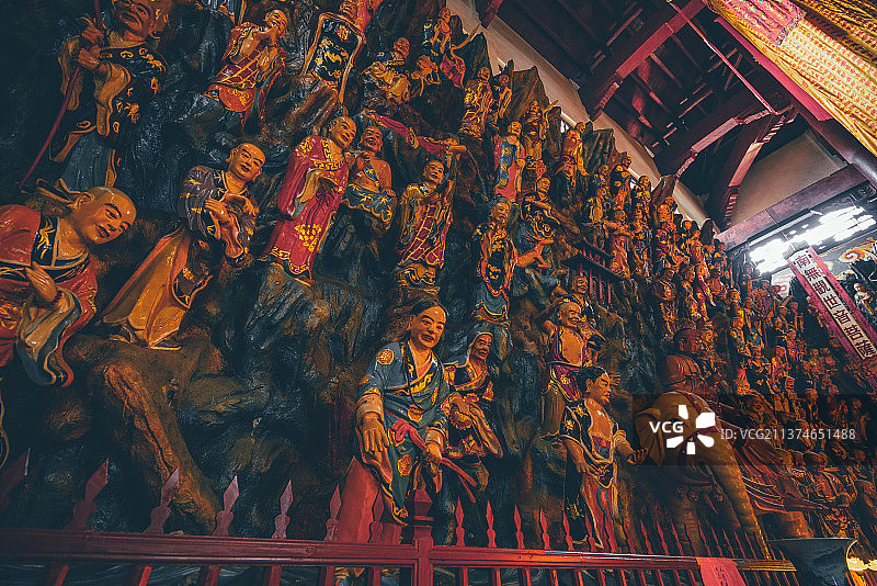 宝峰寺佛像墙+江西省宜春市靖安县宝峰镇宝峰寺图片素材