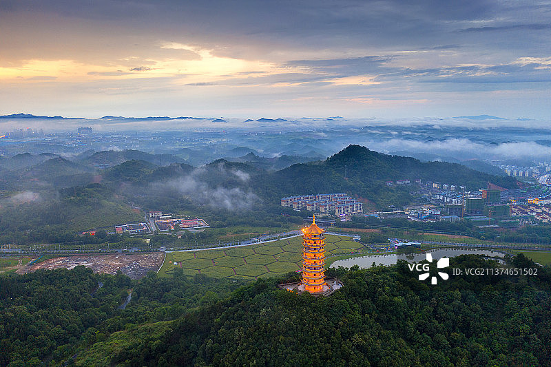 北望群山+江西省宜春市袁州区宜阳森林公园图片素材