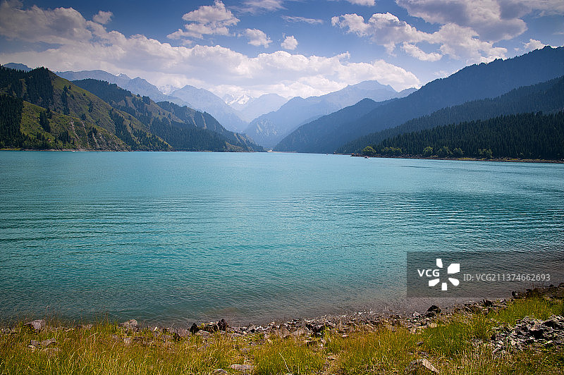 新疆天山天池风景图片素材
