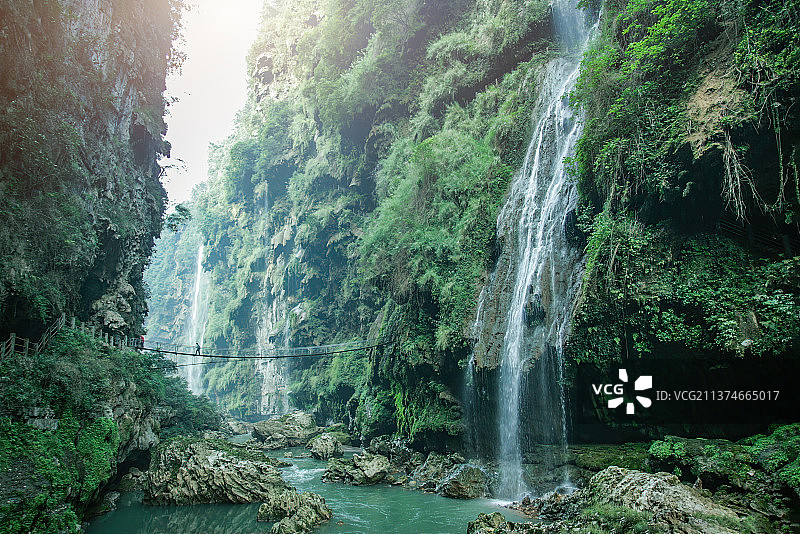 峡谷瀑布河流地貌图片素材