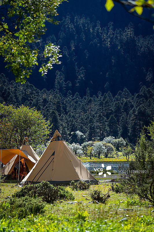 香格里拉露营图片素材