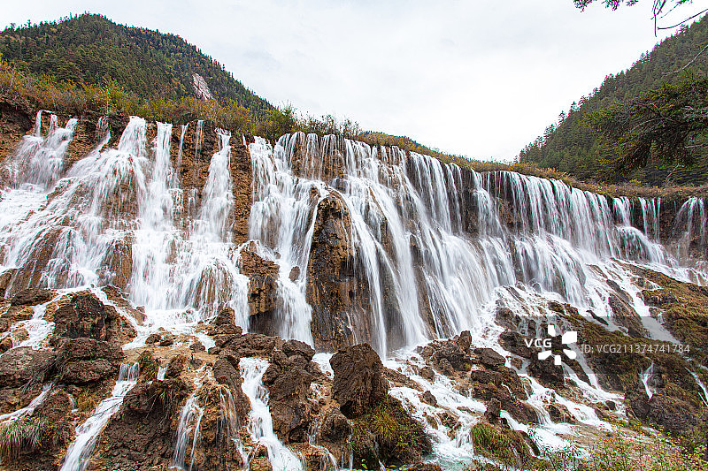 九寨沟诺日朗瀑布图片素材