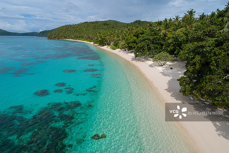 菲律宾萨马岛锡拉岛的粉色海滩图片素材