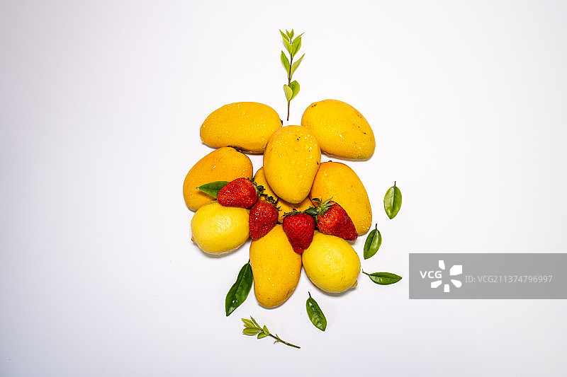 鲜亮的什锦水果图片素材