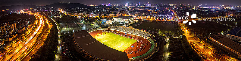 中南大学体育场夜景全景航拍图片素材