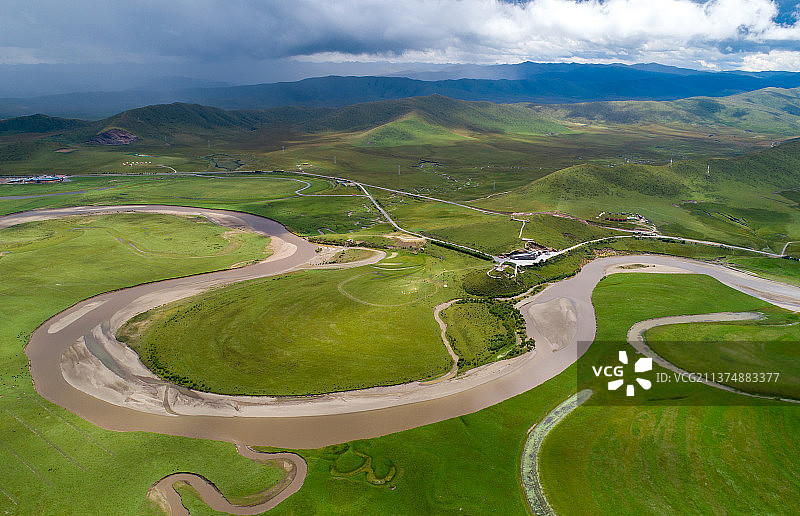 甘南诺尔盖草原黄河第一湾图片素材