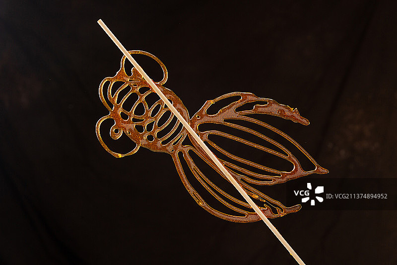 金鱼造型的糖人甜食图片素材