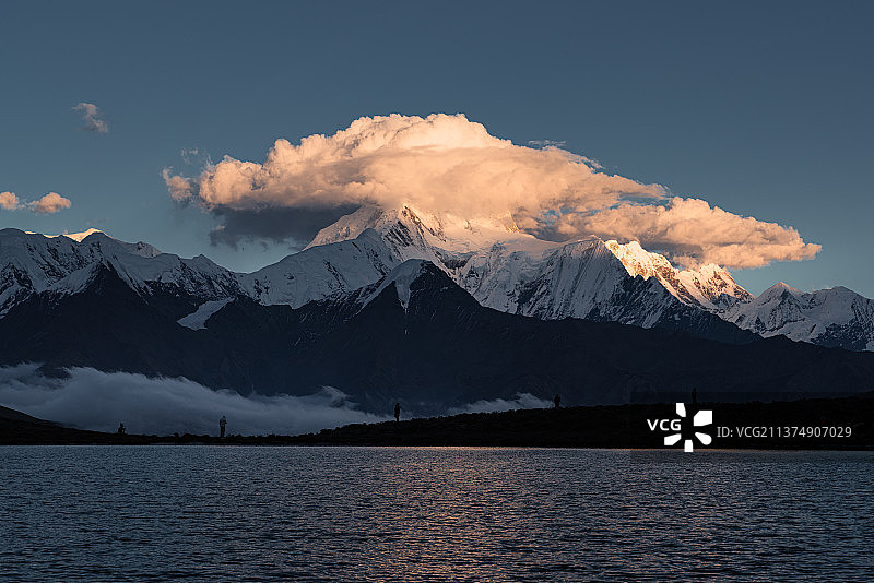 冷嘎措图片素材