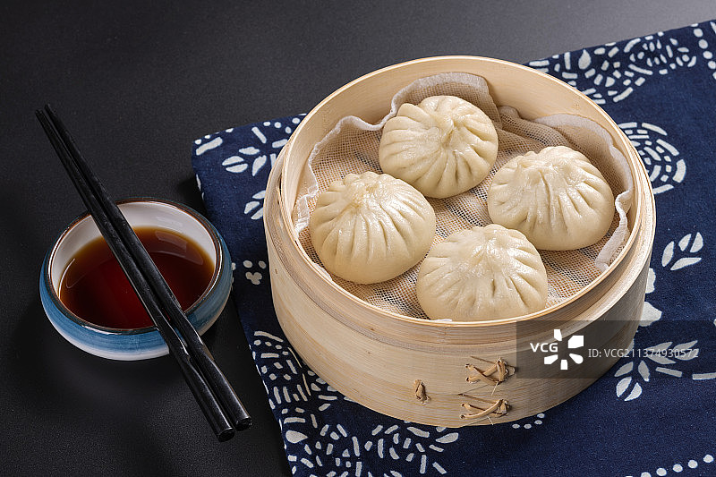 传统面食一蒸笼包子特写图片素材