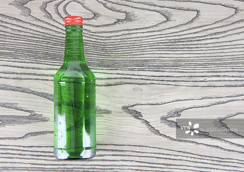 一瓶烧酒图片素材