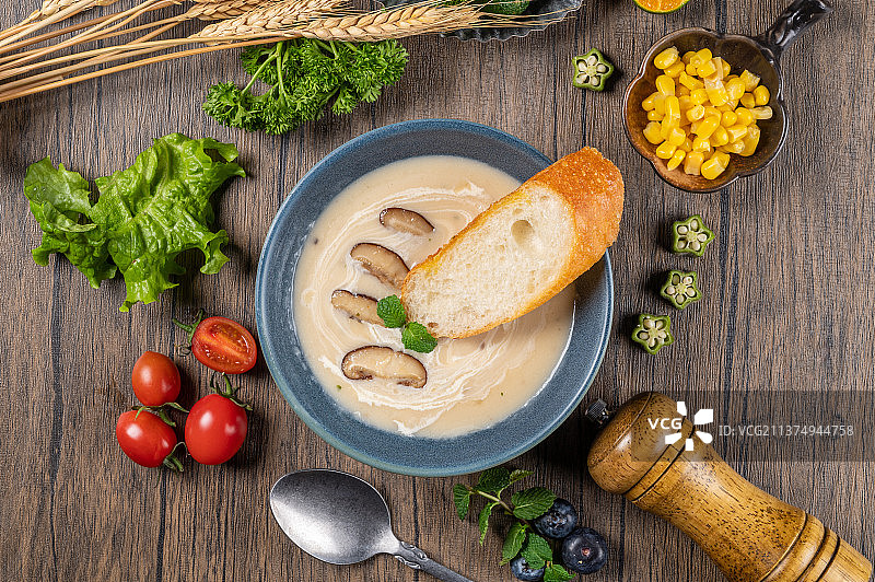 奶油蘑菇汤图片素材