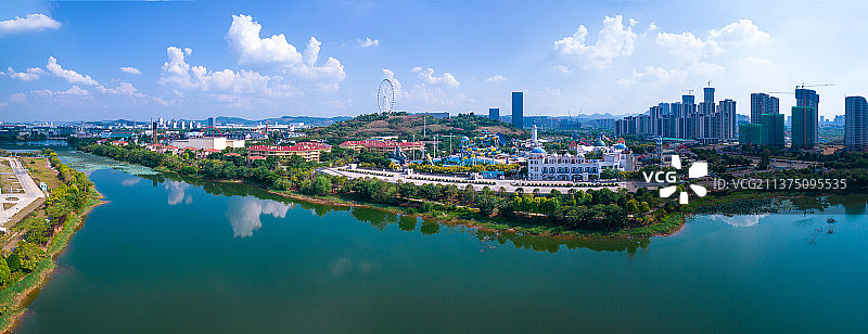 航拍柳州柳东新区全景图片素材