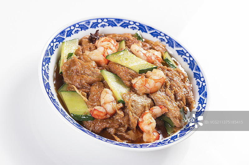 一盘传统家常菜虾仁独面筋特写图片素材