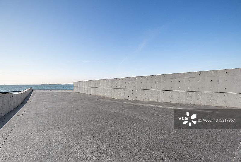 混凝土停车场图片素材