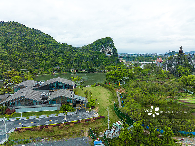 桂林穿山公园航拍图片素材