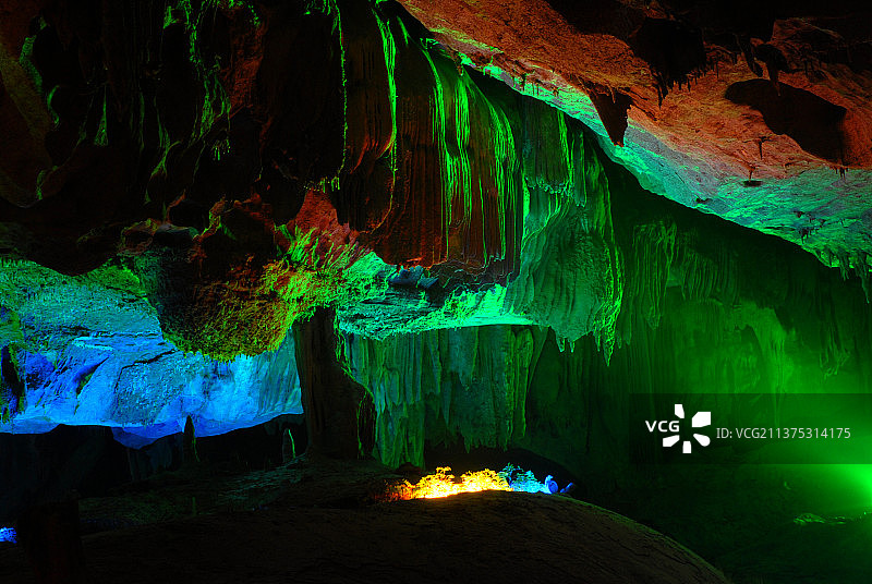 广西桂林，芦笛岩，溶洞。图片素材
