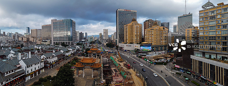 昆明市 五华区 崇仁街 金碧路 金碧广场 金碧公园 第一人民医院图片素材