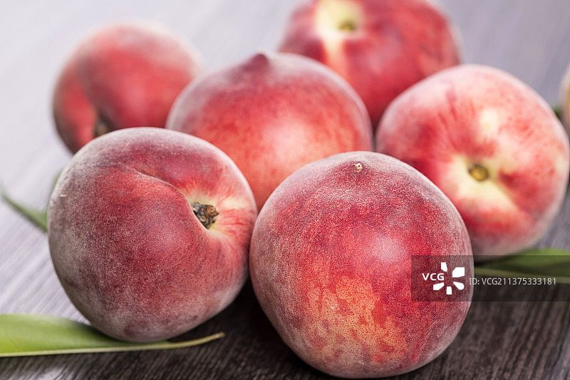 新鲜的桃子鲜桃特写图片素材