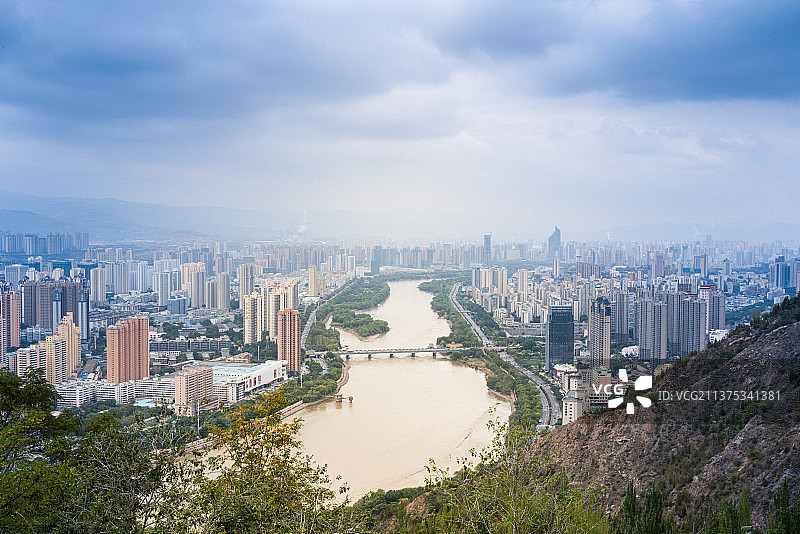 罗九公路西眺兰州图片素材