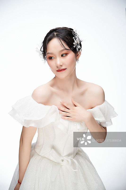 女性婚纱妆面图片素材
