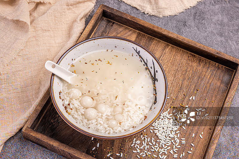 芜湖特色小吃酒酿水子酒酿小圆子图片素材