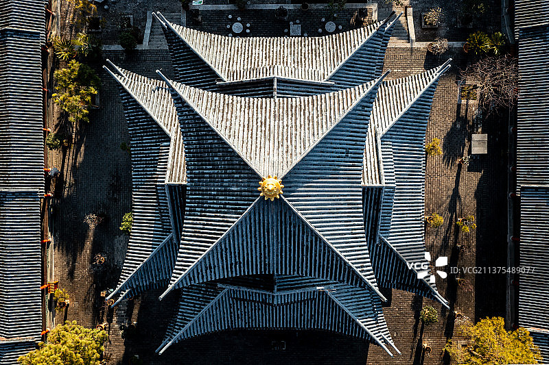 云南丽江古城木府航拍图片素材