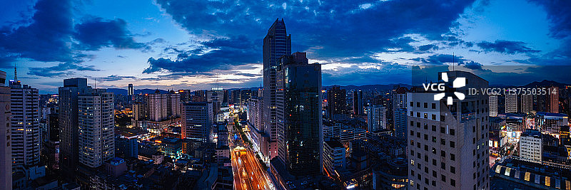 昆明市 五华区 南屏街 东风广场 恒隆广场 世纪广场 百大新天地图片素材