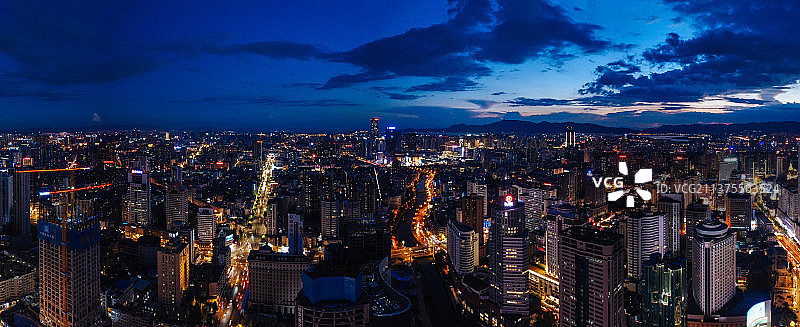 昆明市 五华区 南屏街 东风广场 恒隆广场 世纪广场 百大新天地图片素材