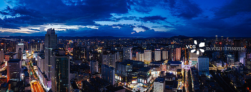 昆明市 五华区 南屏街 东风广场 恒隆广场 世纪广场 百大新天地图片素材