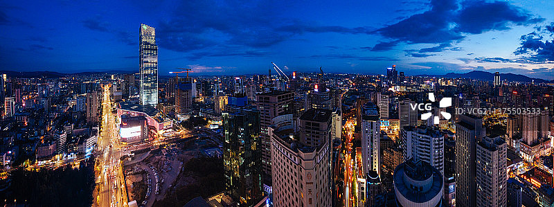 昆明市 五华区 南屏街 东风广场 恒隆广场 世纪广场 百大新天地图片素材