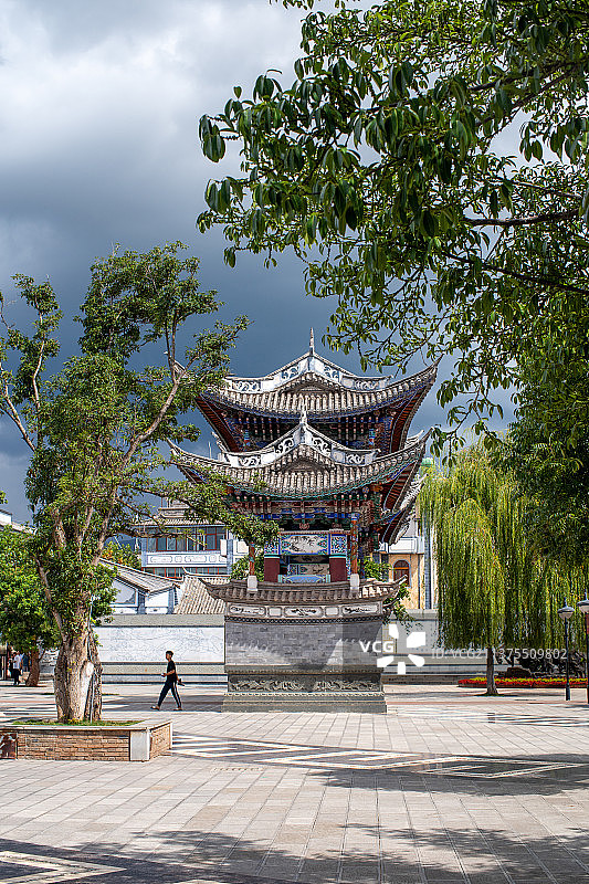 云南大理巍山古城城门图片素材