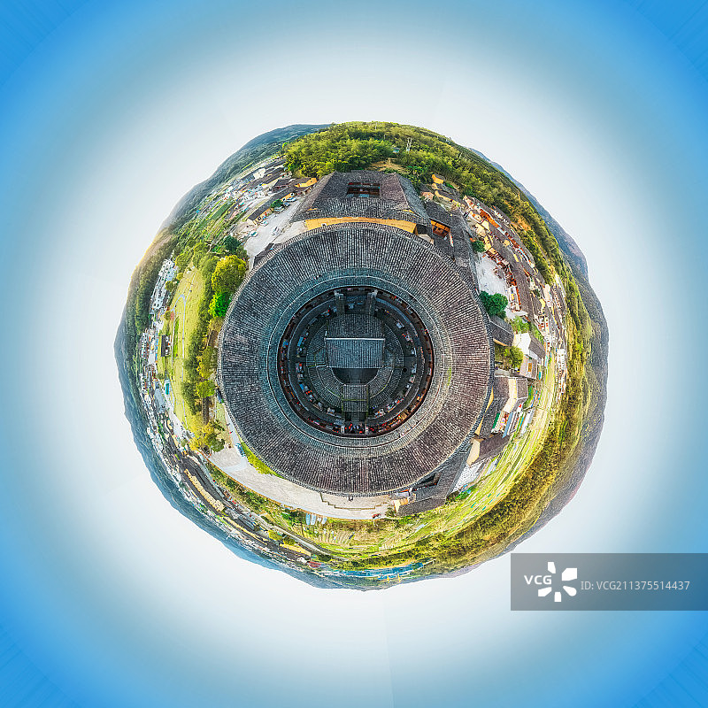 世界文化遗产、全国重点文物保护单位福建漳州市南靖县云水谣村土楼群——怀远楼航拍图片素材