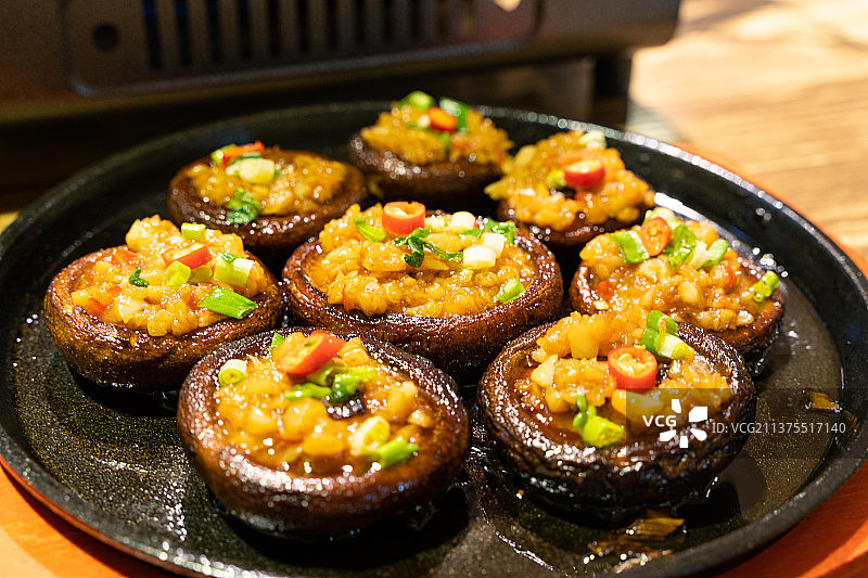 铁板烤香菇图片素材