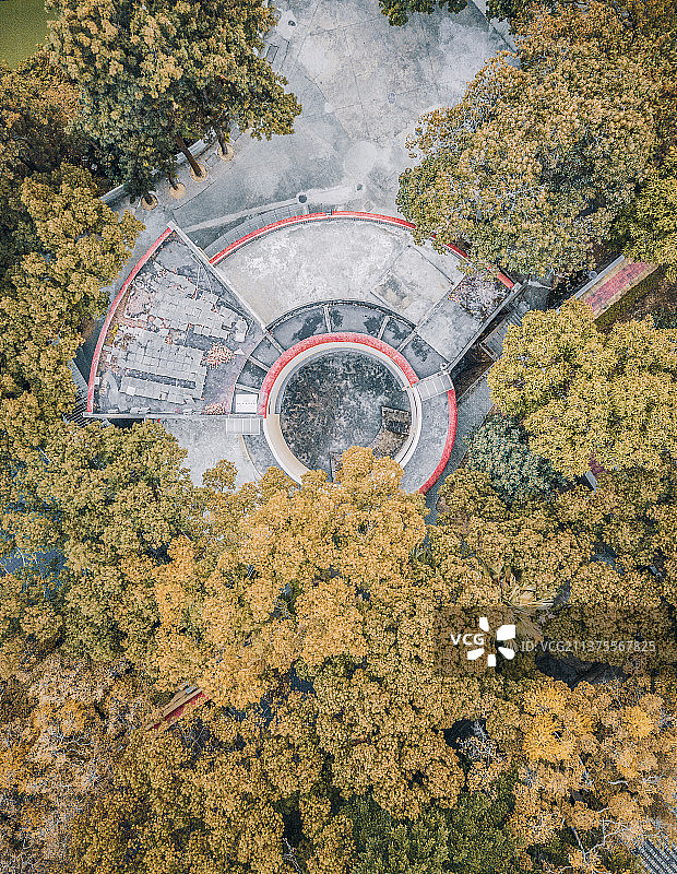福建师范大学音乐学院教学楼（仓山校区）航拍视角图片素材