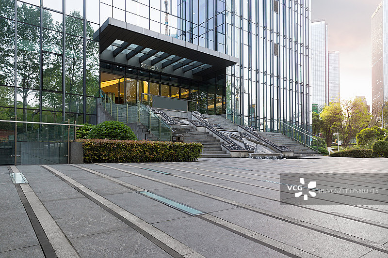 现代建筑门口与城市图片素材