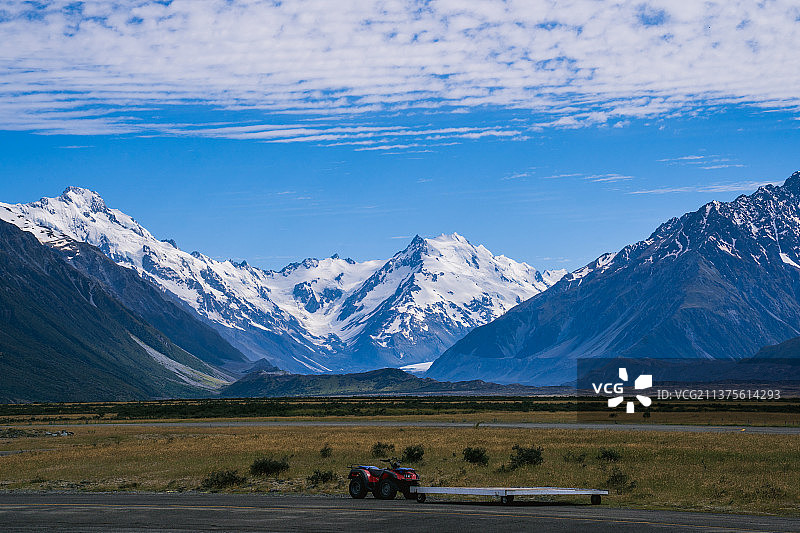 库克雪山脚下图片素材