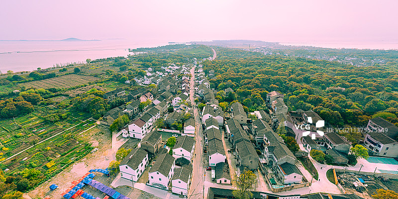 江苏省苏州高新区镇湖街道太湖边江南田园乡村图片素材