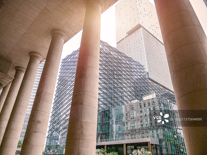 城市大型商务办公区域图片素材