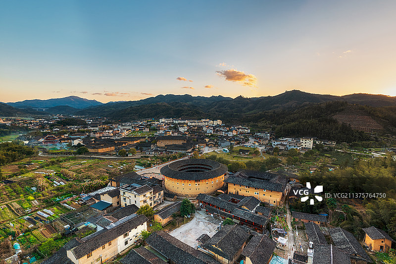 世界文化遗产、全国重点文物保护单位福建漳州市南靖县云水谣村土楼群——怀远楼航拍图片素材