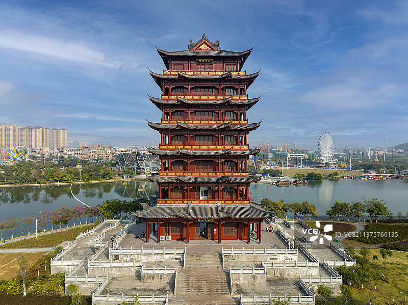 《玉林园博园五彩飞阁》图片素材