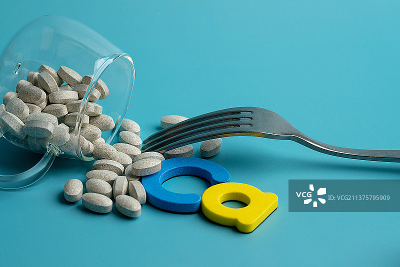 药物补钙Ca微缩创意图图片素材