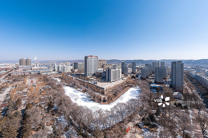 航拍固原古城墙遗址公园图片素材