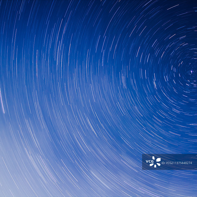 中国西北古村落—星轨图片素材