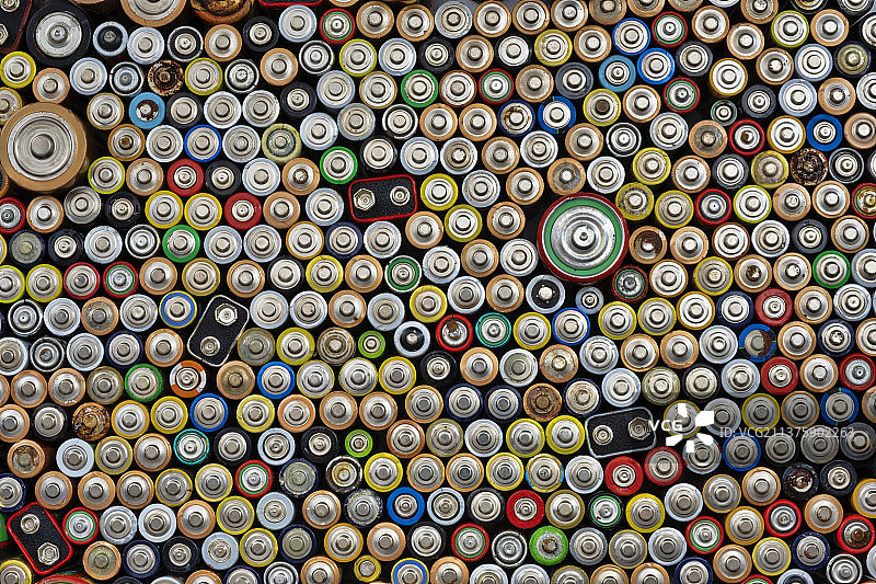 旧电池，瓶子的全画幅镜头图片素材