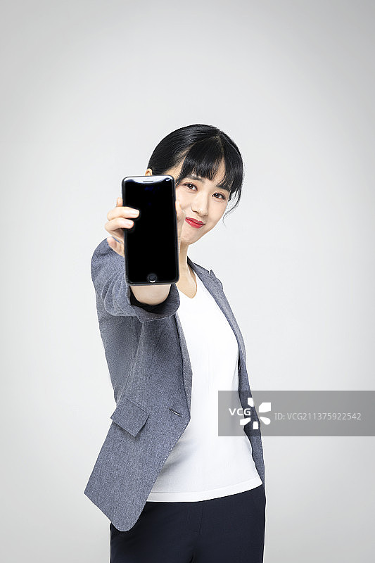 穿正装的都市白领女性图片素材